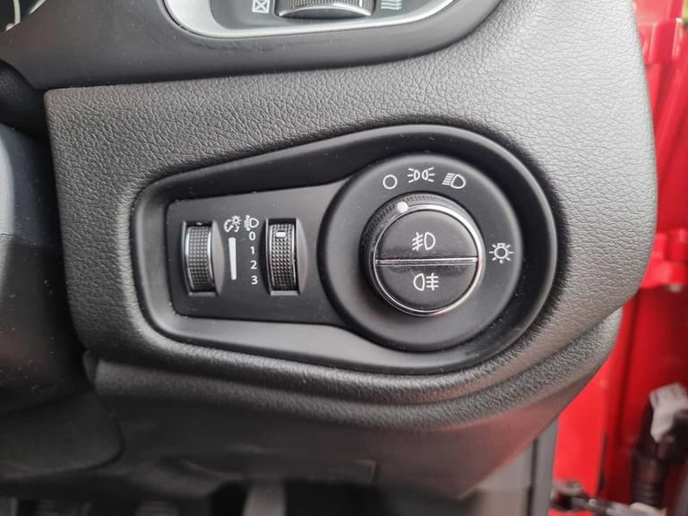 2016 Jeep Renegade 1.4 Multiair Longitude 5dr Manual SUV Petrol Manual