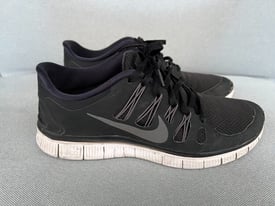 Nike trainers, black, size 8.5 / 43