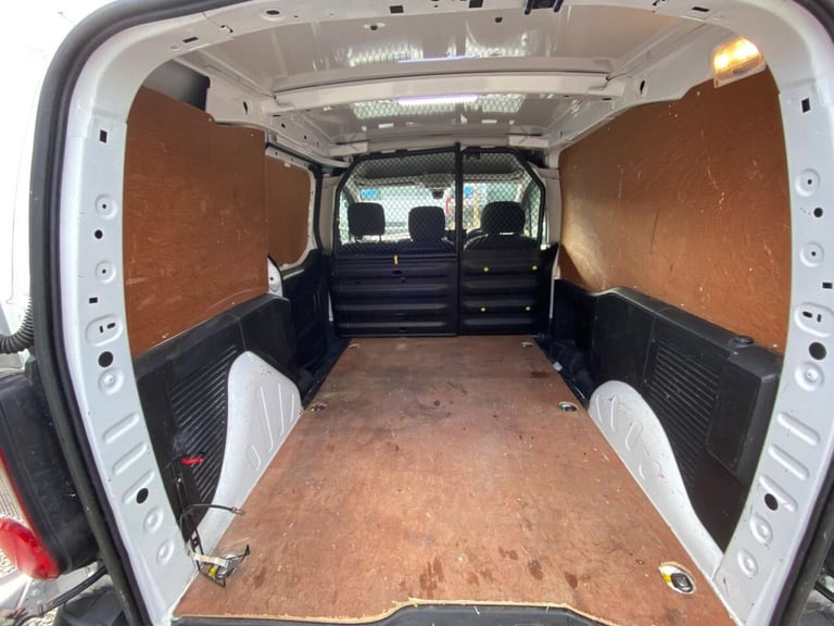 2018 Peugeot Partner 850 1.6 BlueHDi 100 Professional Van ATV PANEL VAN DIESEL Manual