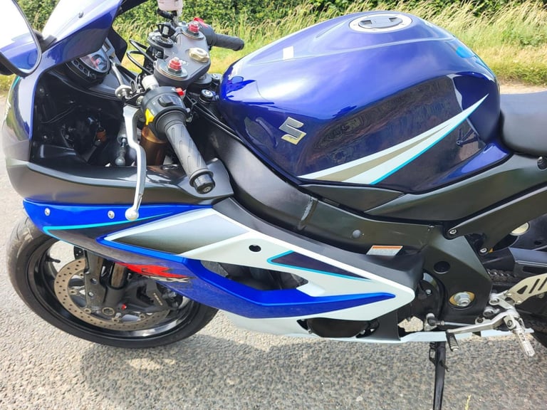 2006 06 SUZUKI GSXR 1000 K6 GSXR1000 SUPERBIKE CLASSIC SPORTS BLUE  WHITE