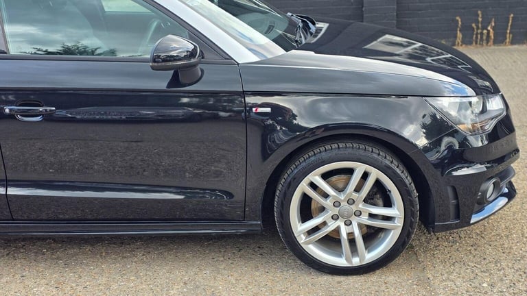 AUDI A1 1.4 TFSI S line Sportback S Tronic Euro 5 5dr 2012