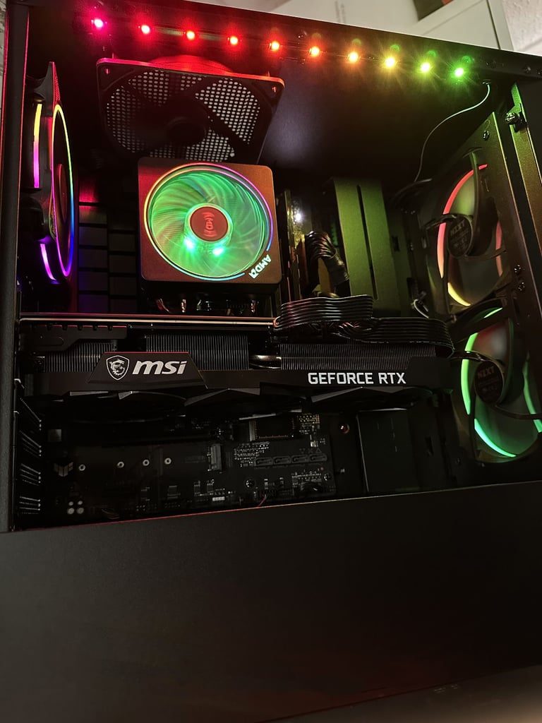 Gaming PC RTX 3070 Ti 8GB/ 32GB DDR5/ Ryzen 7 7700/ 1TB SSD