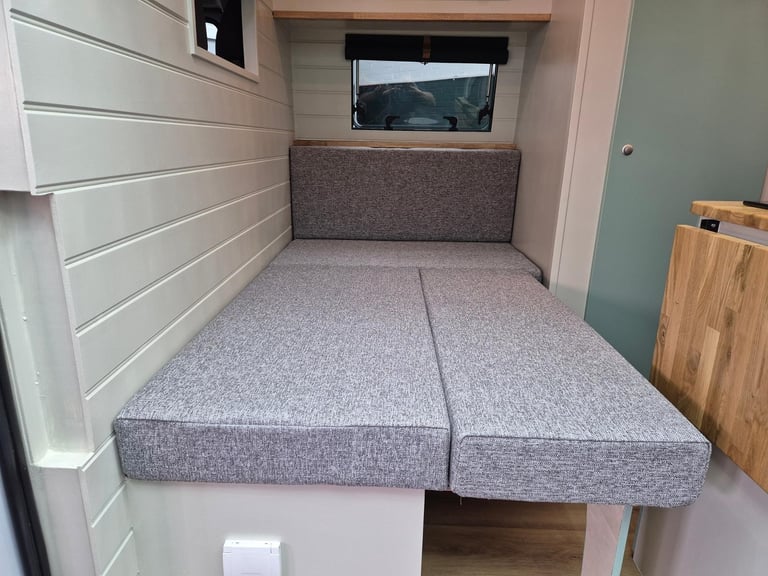 Peugeot Boxer SPEEDS MOUNTAIN EDITION, BLUEHDI 435 L4H2 PROFESSIONAL