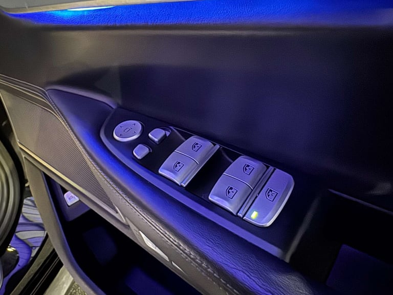 2017 BMW 7 Series 740d xDrive M Sport 4dr Auto SALOON DIESEL Automatic