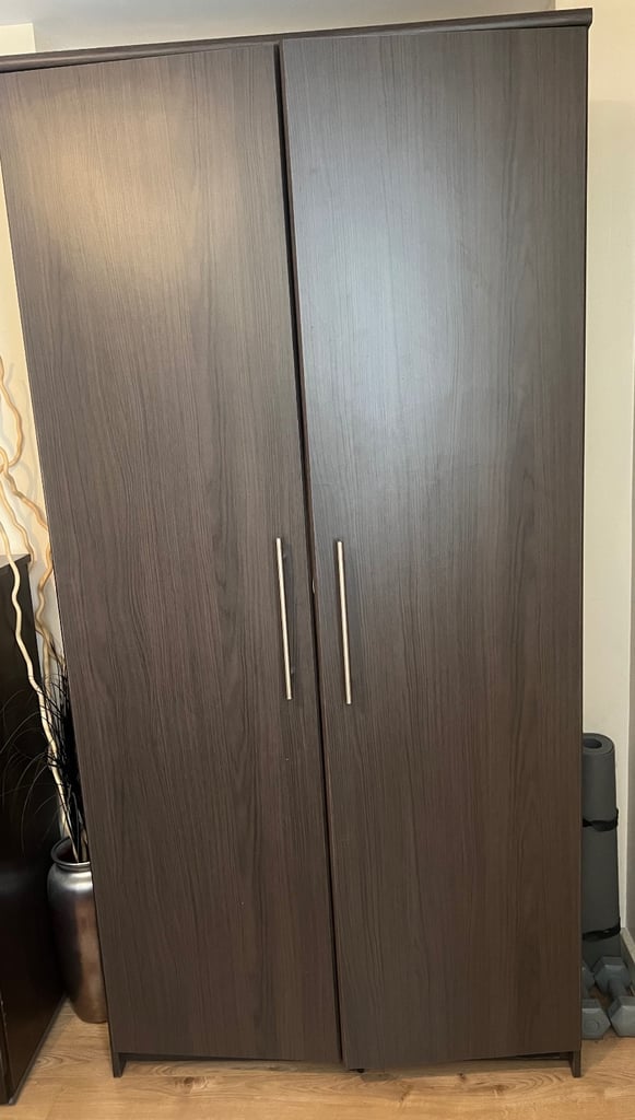 Wardrobe for Sale – Excellent Condition!