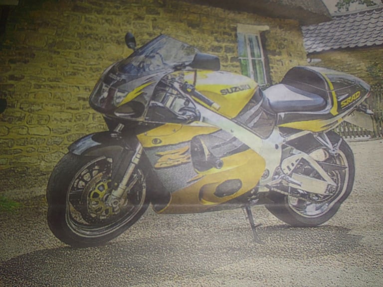 image for Suzuki GSXR750srad for spares 