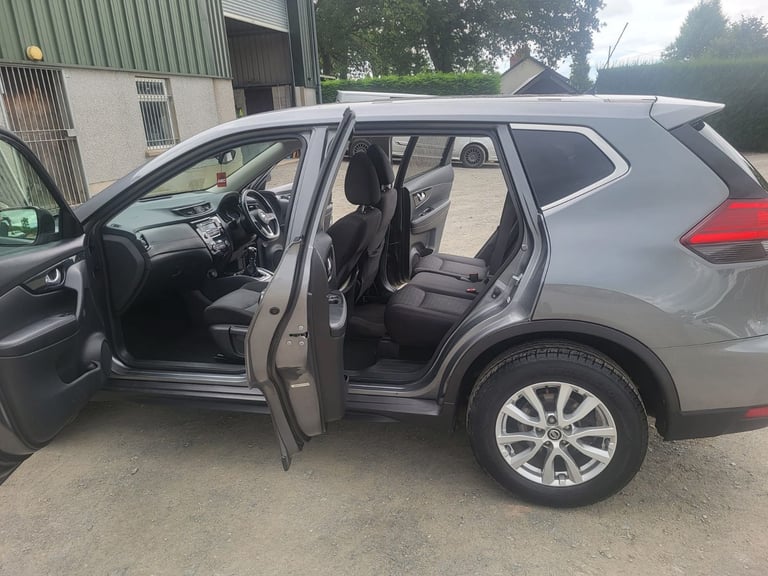 Nissan, X-TRAIL, Estate, 2018, Manual, 1598 (cc), 5 doors