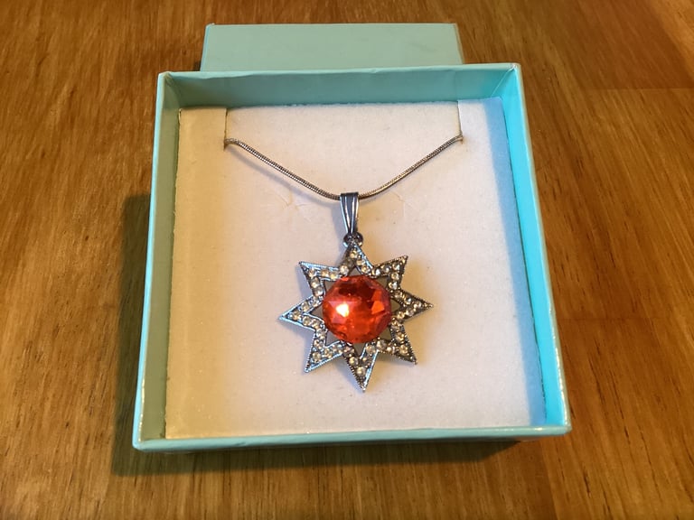 Star Pendant Chain Vintage Boxed 1950/60s Costume Jewellery Gift Present