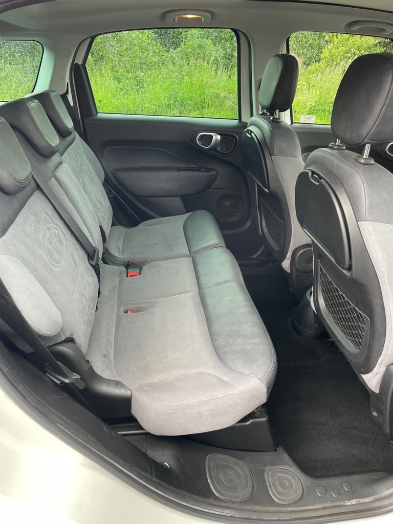 2015 Fiat 500L 1.6 Multijet 120 Lounge 5dr [7 Seat] a/c Pan roof MPV Diesel Manual