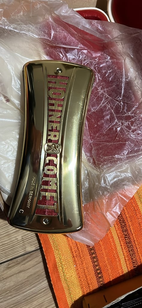 Hohner Harmonica 3427 plays double sided C and G