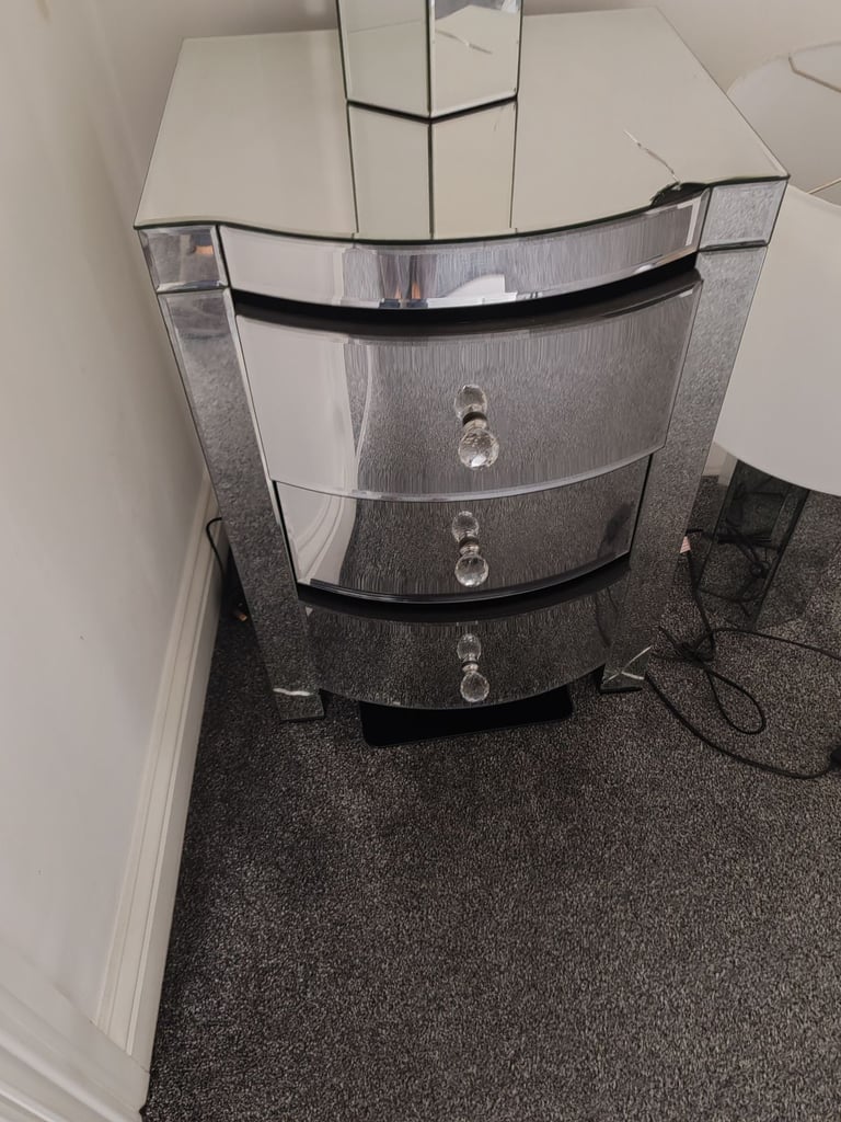 Two mirrored bedside tables (cracked) 