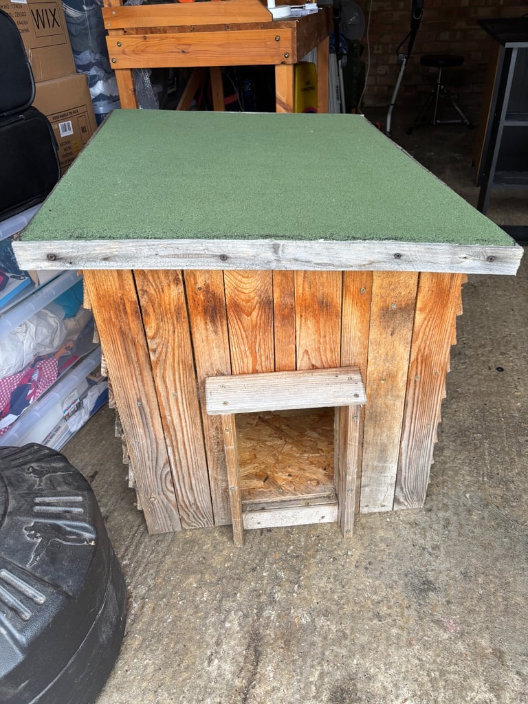 image for Outdoor pet house 