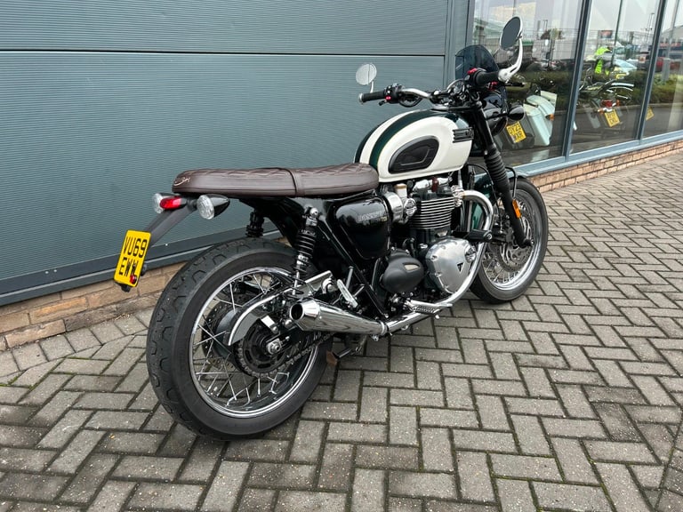 2019 Triumph BONNEVILLE T120 Bonneville T120 Jet Black Prestige Naked PETROL Manual
