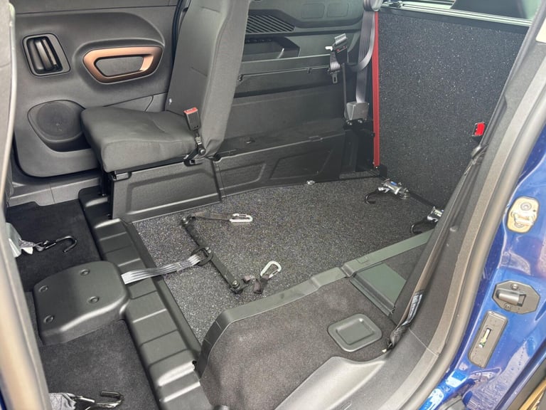 PEUGEOT RIFTER WAV WHEELCHAIR ACCESSIBLE VEHICLE AUTOMATIC 1.5 BlueHDi Allure