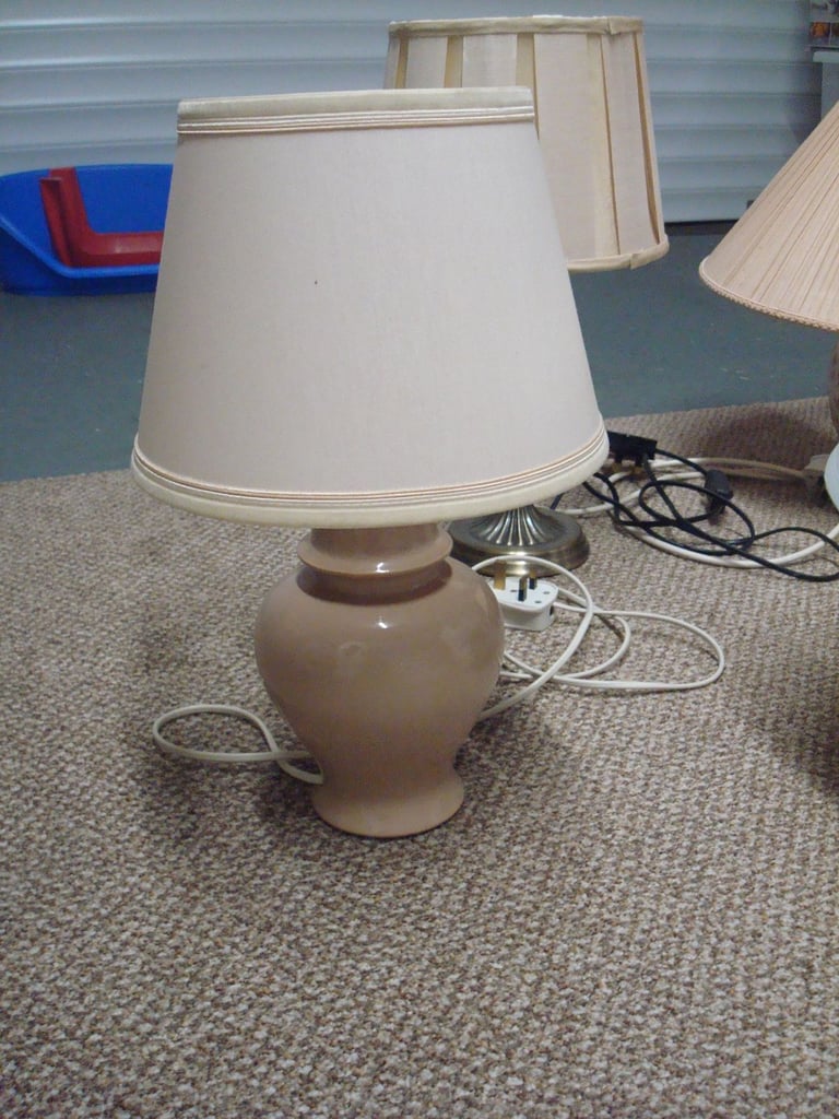 BEDSIDE LIGHTS OR SIDE LIGHTS VARIOUS STYLES