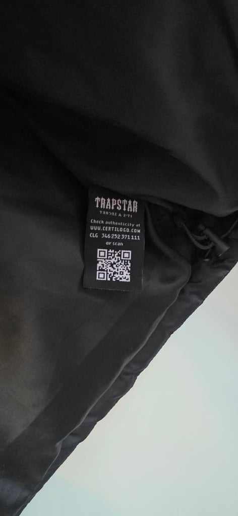 New with tags. Trapstar gilet. Size medium 