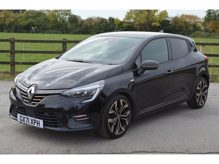 2021 Renault Clio TCe Lutecia Hatchback Petrol Manual