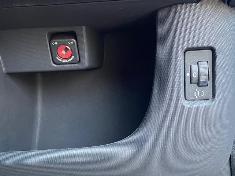 2012 Peugeot 107 1.0 12V Active Euro 5 3dr HATCHBACK Petrol Manual