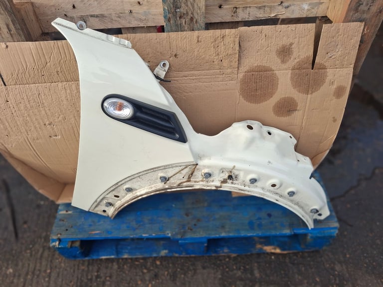 image for MINI COUPE 2014 1.6 PETROL R56 COOPER S JCW DROVER SIDE WING 