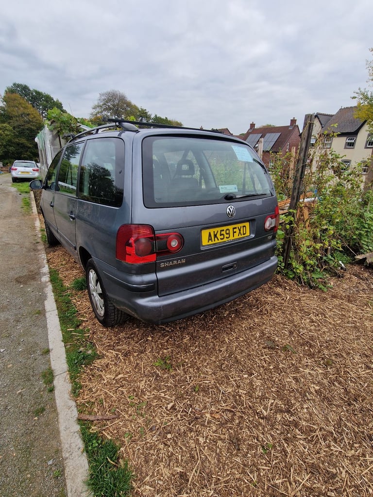 2009 Volkswagen Sharan 1.9L MPV Diesel Auto