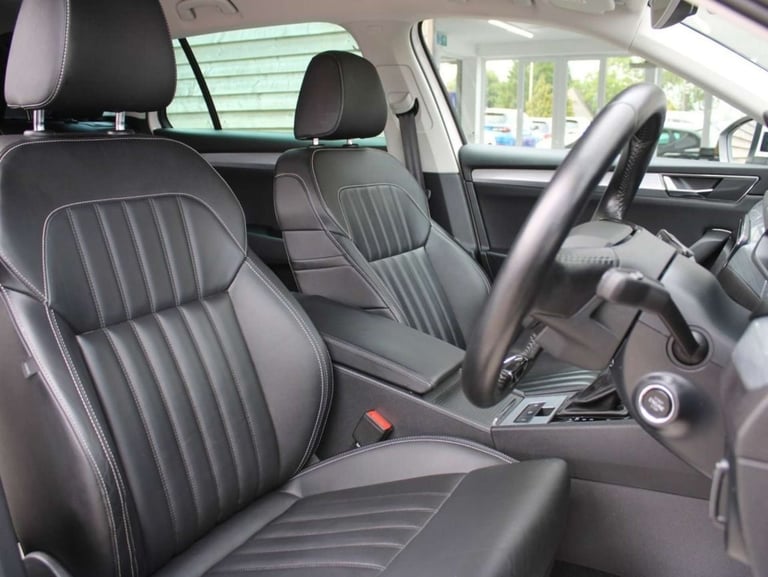 2020 Skoda Superb 1.5 TSI SE Technology AUTO ESTATE Estate Petrol Automatic