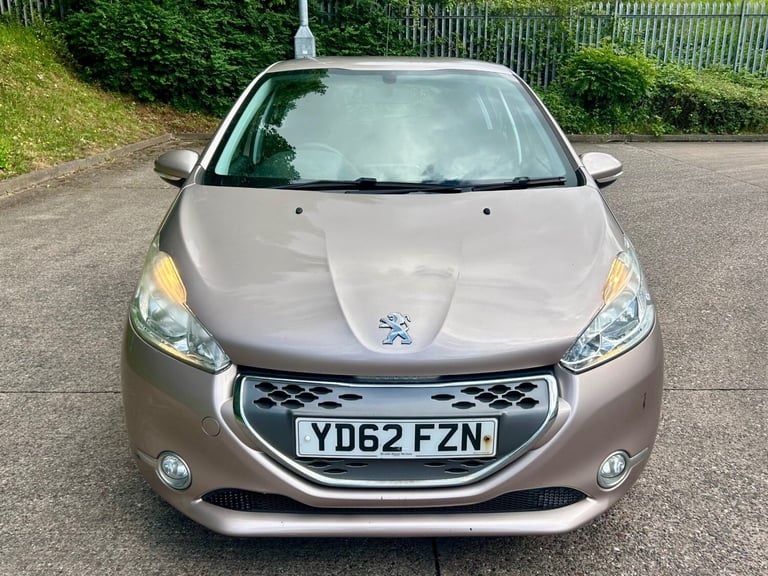 2012 Peugeot 208 1.4 e-HDi Active 5dr EGC HATCHBACK Diesel Automatic