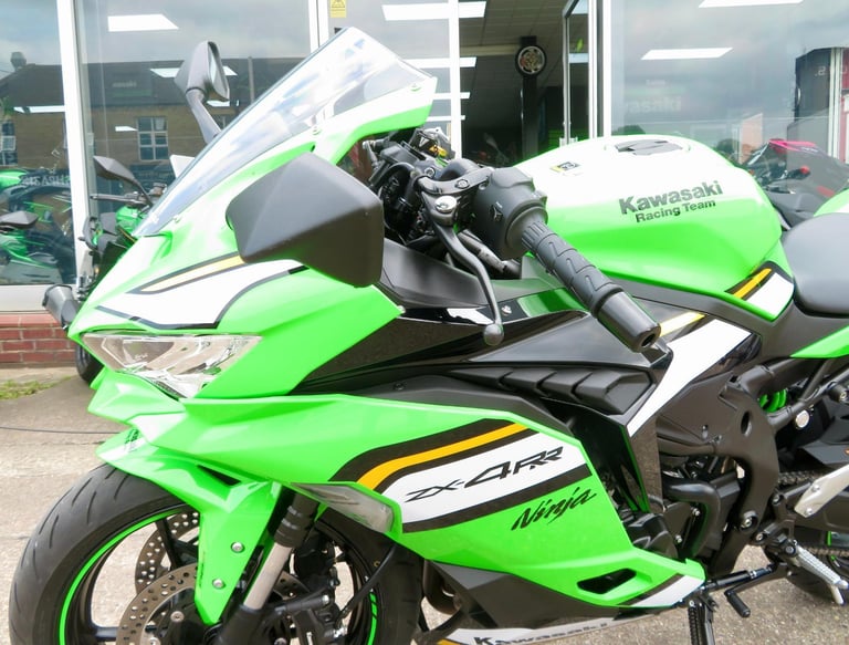 KAWASAKI NINJA ZX-4RR 2025