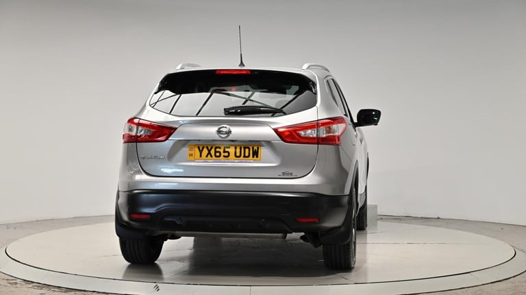 2015 Nissan Qashqai 1.6 dCi n-tec+ XTRON 2WD Euro 6 (s/s) 5dr HATCHBACK Diesel Automatic