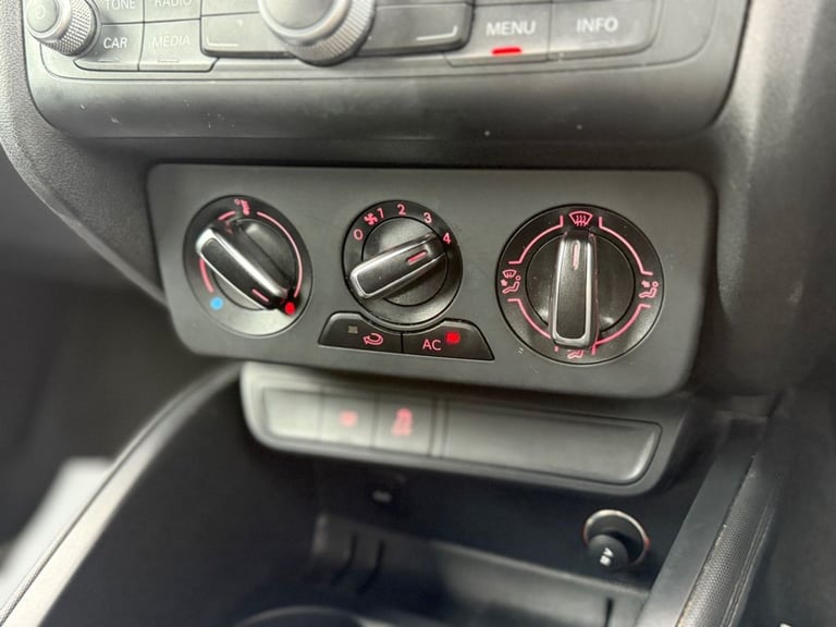 2011 Audi A1 1.2 TFSI S line Hatchback 3dr Petrol Manual Euro 5 (s/s) (86 ps) Hatchback Petrol Ma...