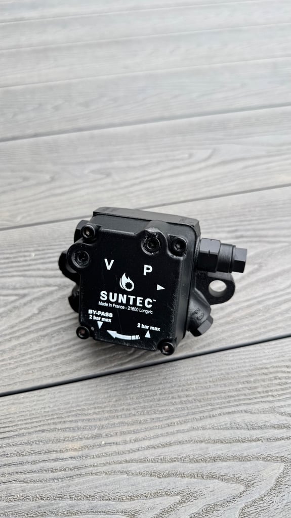 image for Suntec oil pump ANV57CK