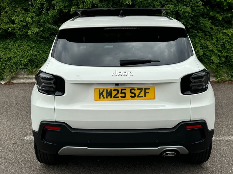 2025 Jeep Avenger 1.2 e-Hybrid Summit 5dr DCT Hatchback Petrol Automatic