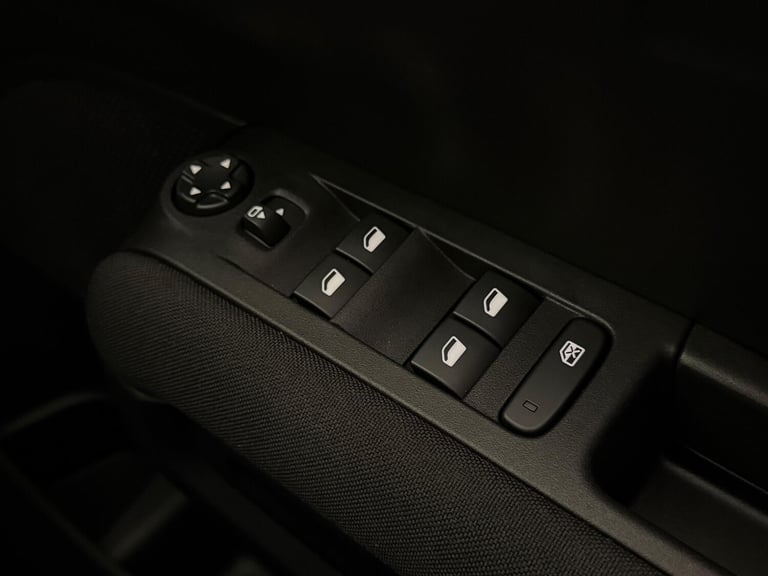 2023 Citroen C3 Aircross 1.2 PureTech 130 Shine Plus 5dr EAT6 MPV PETROL Automatic