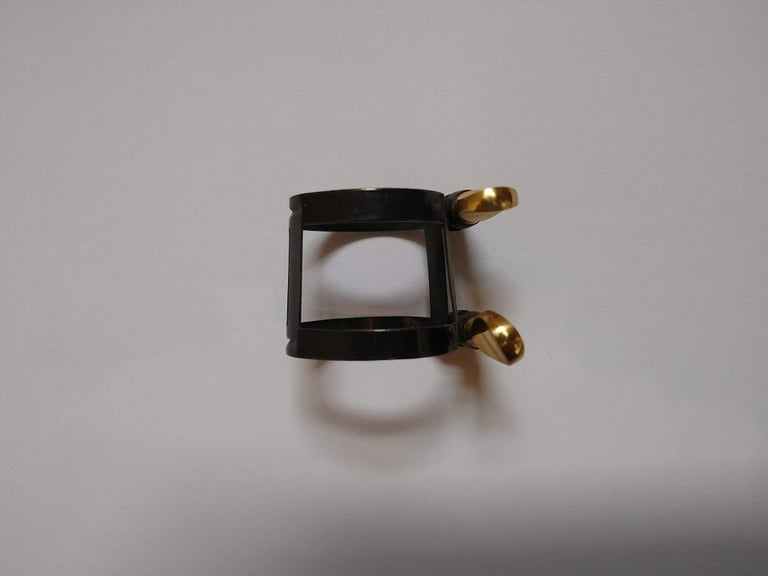 Vintage Bb Clarinet Metal Ligature. New 