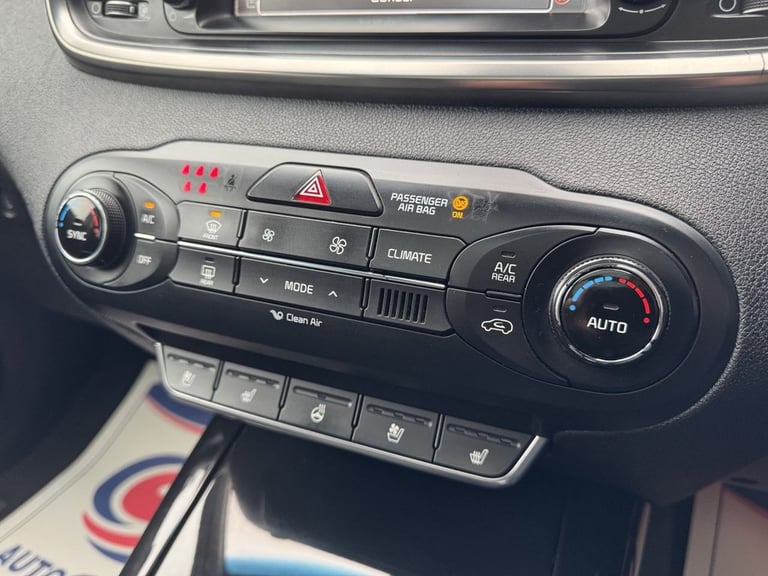 2017 Kia Sorento 2.2 CRDi KX-4 SUV 5dr Diesel Auto AWD Euro 6 (197 bhp) ESTATE Diesel Automatic