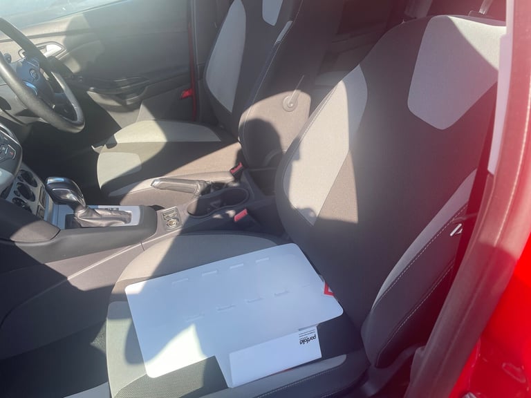 2013 Ford Focus 1.6 125 Zetec 5dr Powershift Petrol