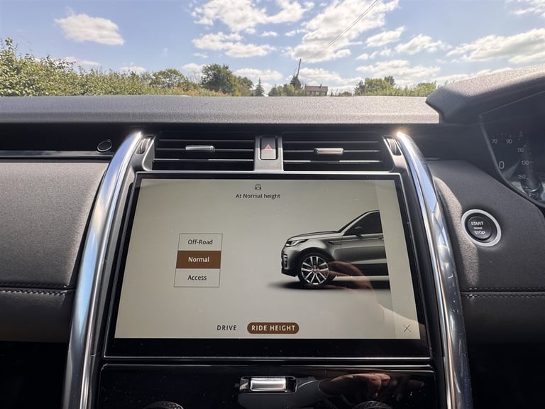 2021 Land Rover Discovery COMMERCIAL SE VAT Q 5 SEATS SUV Diesel Automatic