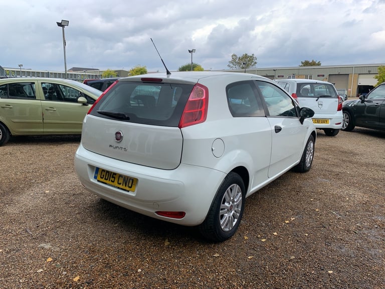 2015 Fiat Punto 1.2 Pop 3dr HATCHBACK Petrol Manual