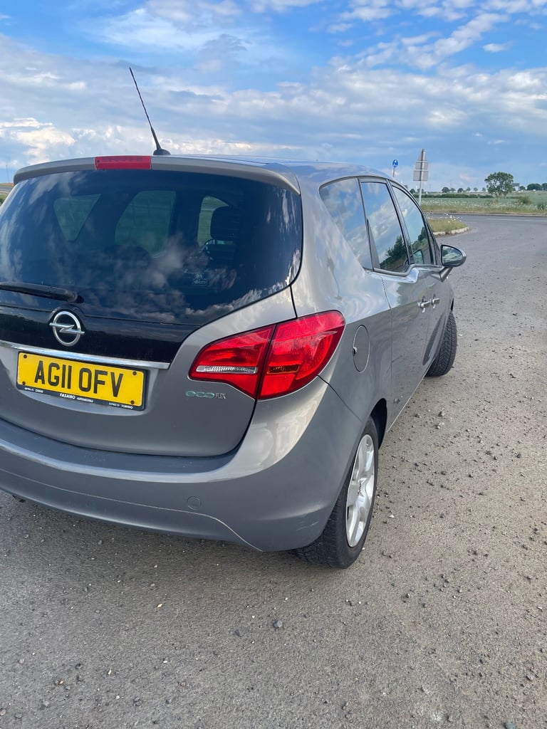 Opel Meriva LHD low miles