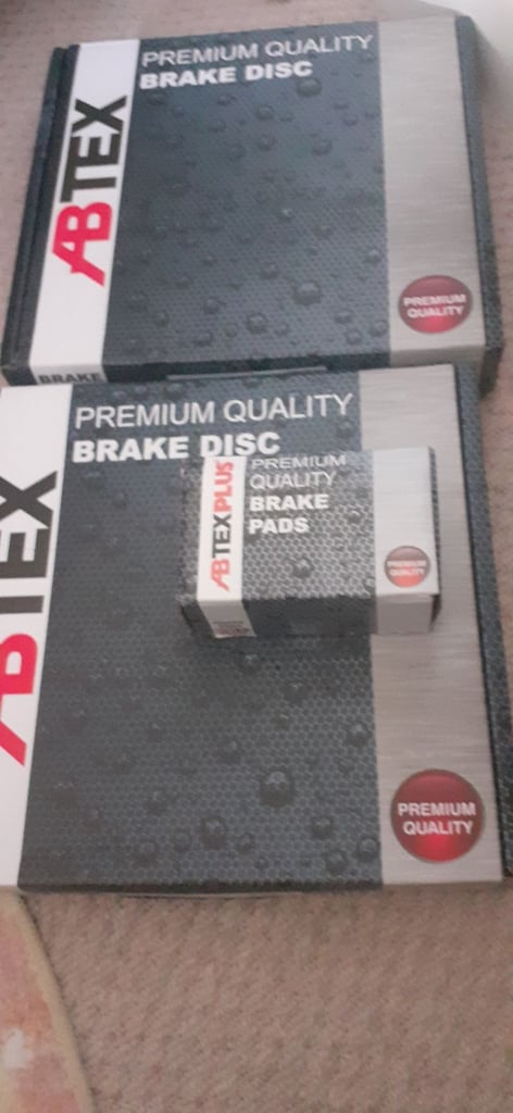 image for Toyota Auris brake pads and discs 