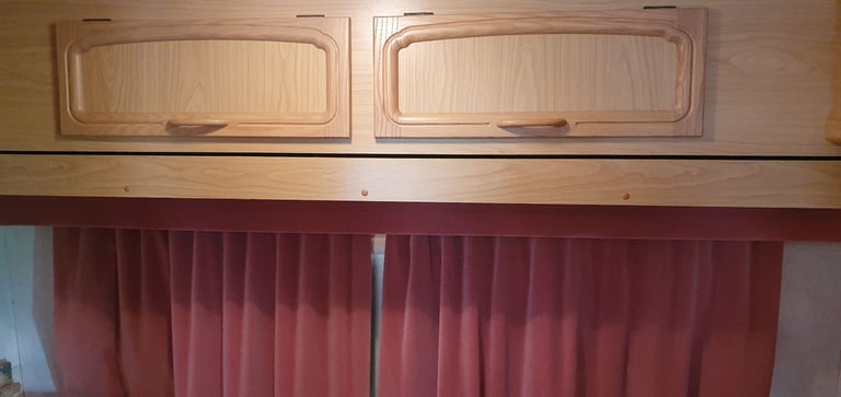 2000 Bailey Ranger 5 Berth Caravan For Sale