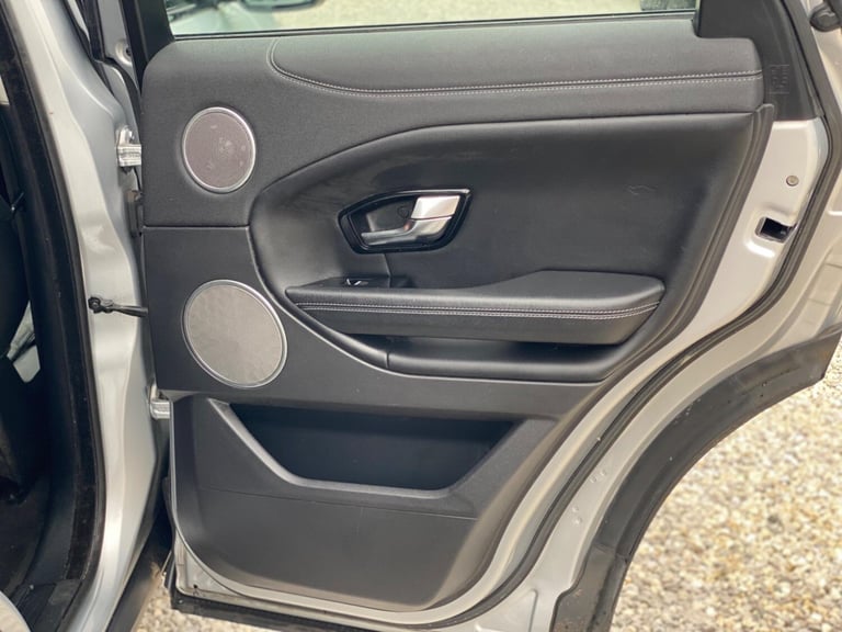 2017 Land Rover Range Rover Evoque 2.0 eD4 SE Tech FWD Euro 6 (s/s) 5dr ESTATE Diesel Manual