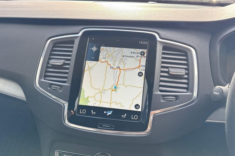 2021 Volvo XC90 2.0 B5 MHEV Momentum SUV 5dr Diesel Hybrid Auto 4WD Euro 6 (s/s) (235 ps) ESTATE ...