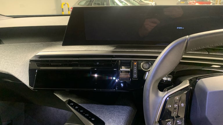 2024 Peugeot 3008 1.2 MHEV Allure e-DSC Euro 6 (s/s) 5dr SUV Hybrid Automatic