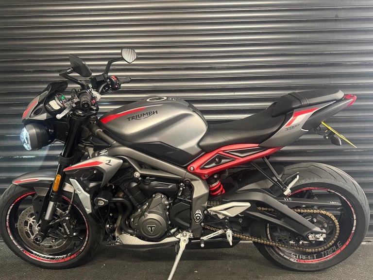 TRIUMPH STREET TRIPLE 765 R Triumph Shift Assist-Htd Grips  More