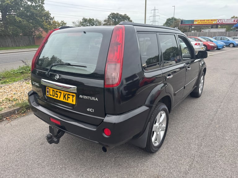 2007 Nissan X-Trail Aventura 2.2 DCI Black 