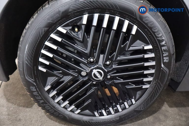 2022 Nissan Leaf 110kW N-Connecta 39kWh 5dr Auto Hatchback Electric Automatic