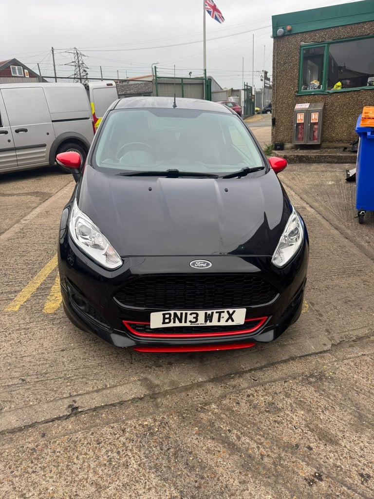 image for 2013 Ford Fiesta 1.0 EcoBoost 125 Zetec S 3dr HATCHBACK Petrol Manual