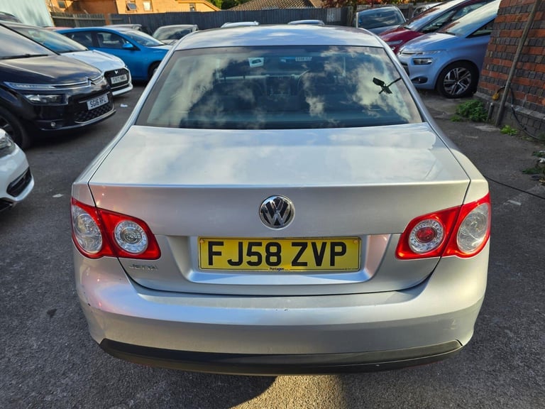 2009 Volkswagen Jetta 1.6 FSI SE Euro 4 4dr SALOON PETROL Manual