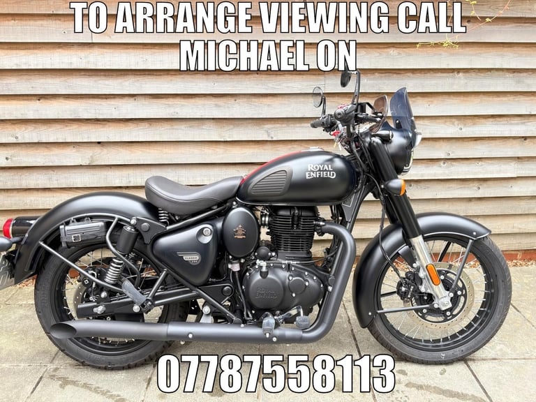 2023 / 23 Royal Enfield CLASSIC 350 £3500 Black 201 miles.