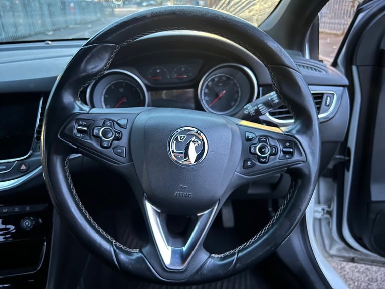 2016 Vauxhall Astra 1.6 CDTi 16V 136 SRi Nav 5dr HATCHBACK Diesel Manual